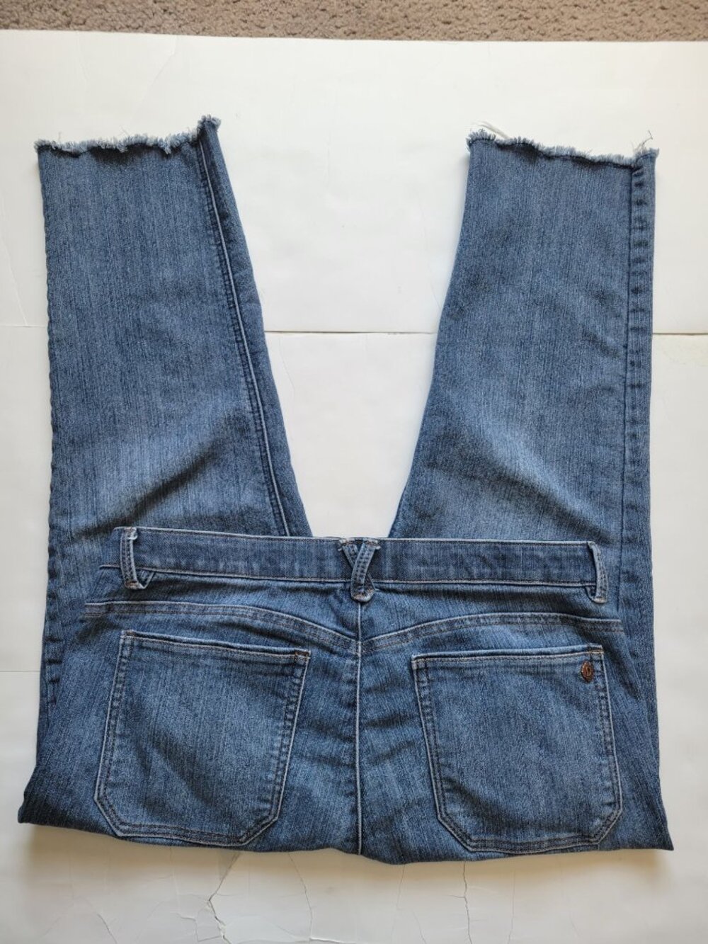 Democracy Ab Technology Blue Denim Cropped Jeans Size 12 Stretch Casual Everyday - Picture 9 of 10